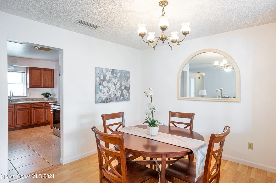Photo of 1100 Madrid Road