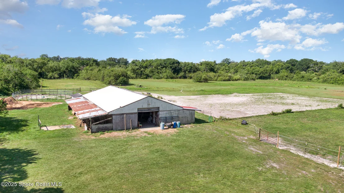 Photo of 2675 Brockett Road
