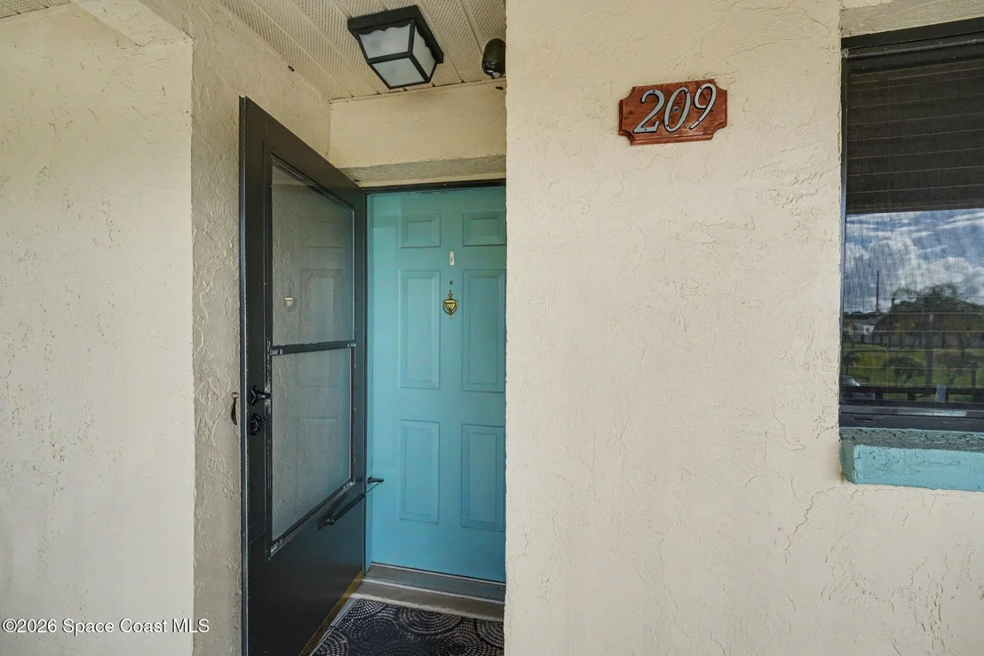 Photo of Unit 209 at 100 Canebreakers Drive