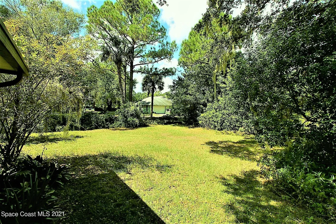 Photo of 4600 Burkholm Road