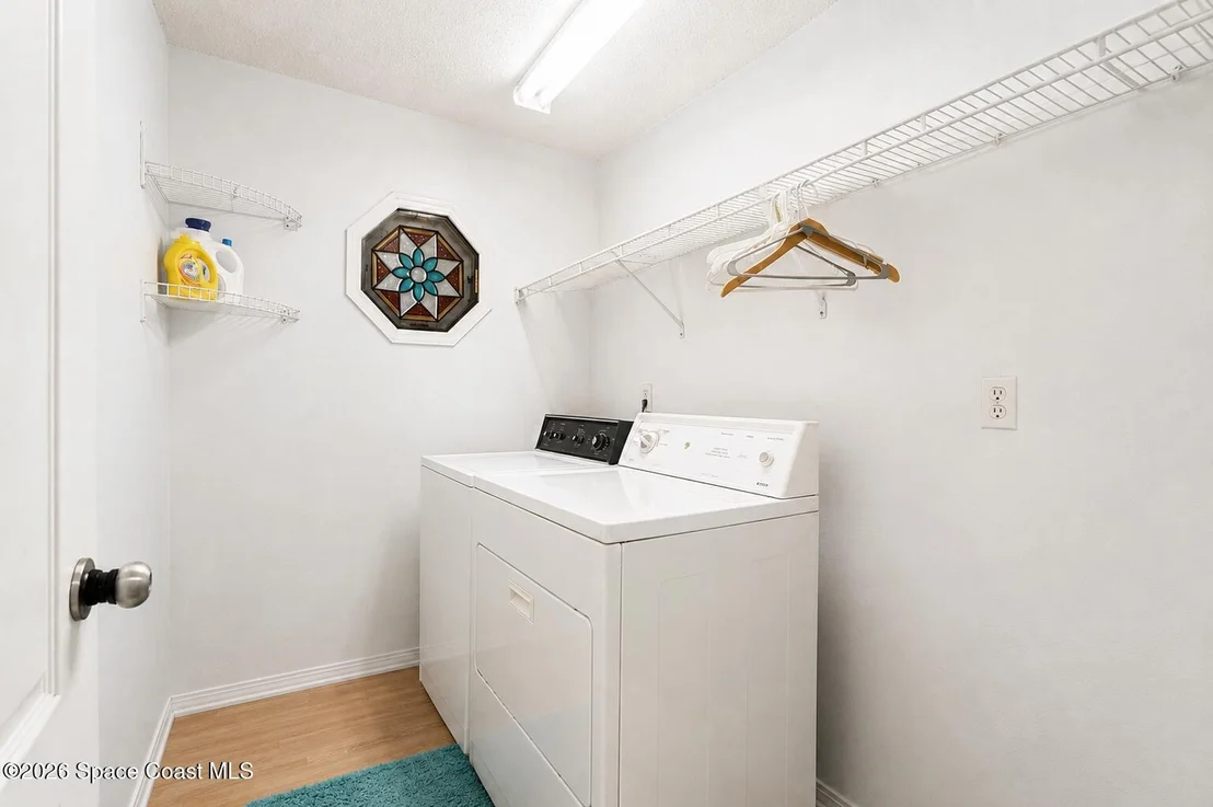 Photo of 4165 Heller Road