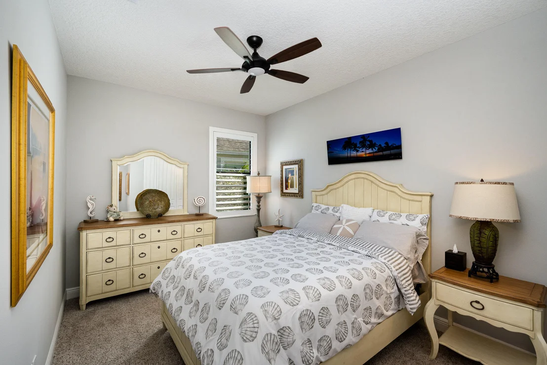Photo of 7487 Bluemink Lane