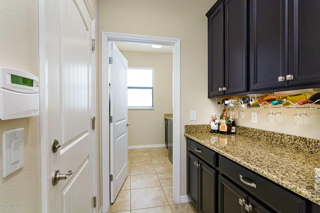 Photo of 2890 Casterton Drive