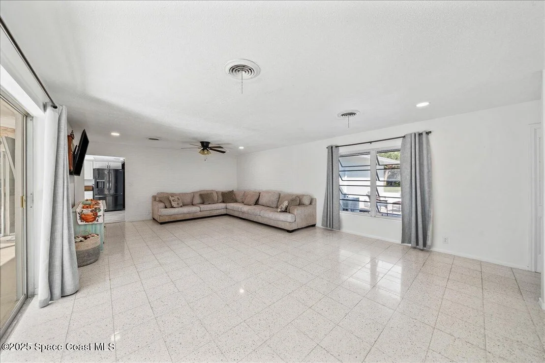 Photo of 303 Surf Road