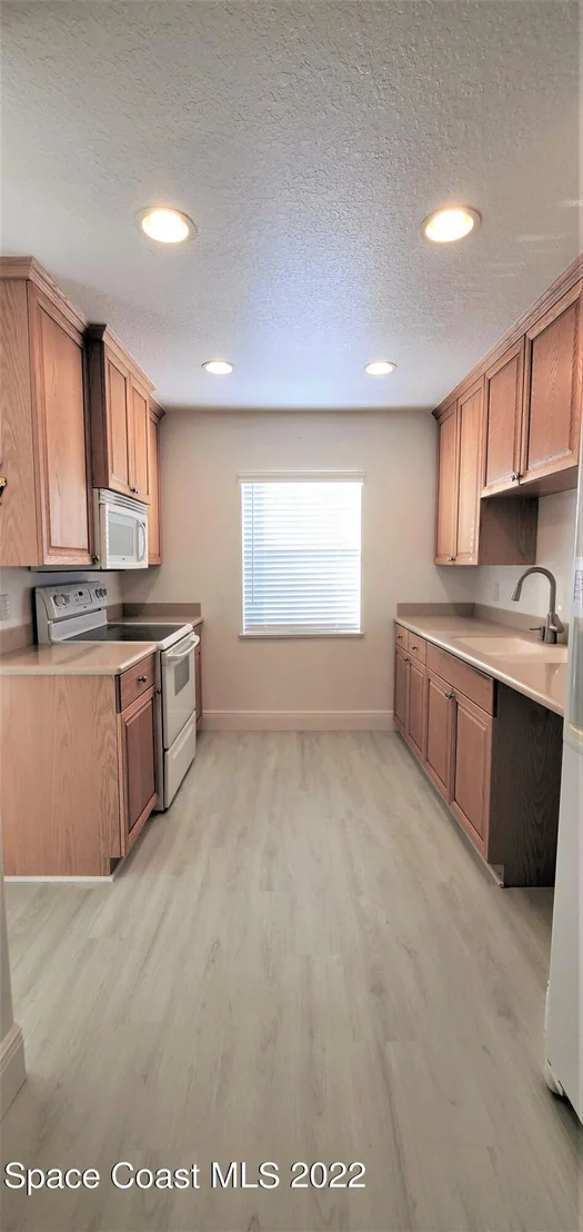 Photo of Unit 32 at 1353 Gem Circle
