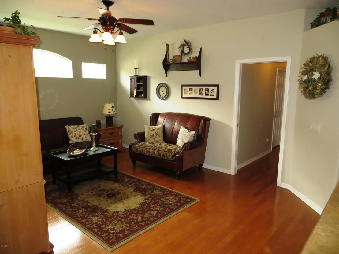 Photo of 1520 Whitman Drive