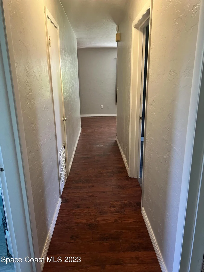 Photo of 1058 Barclay Drive