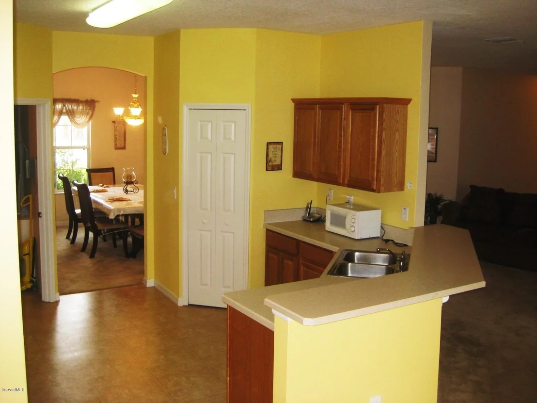 Photo of 1306 NW Jupiter Boulevard