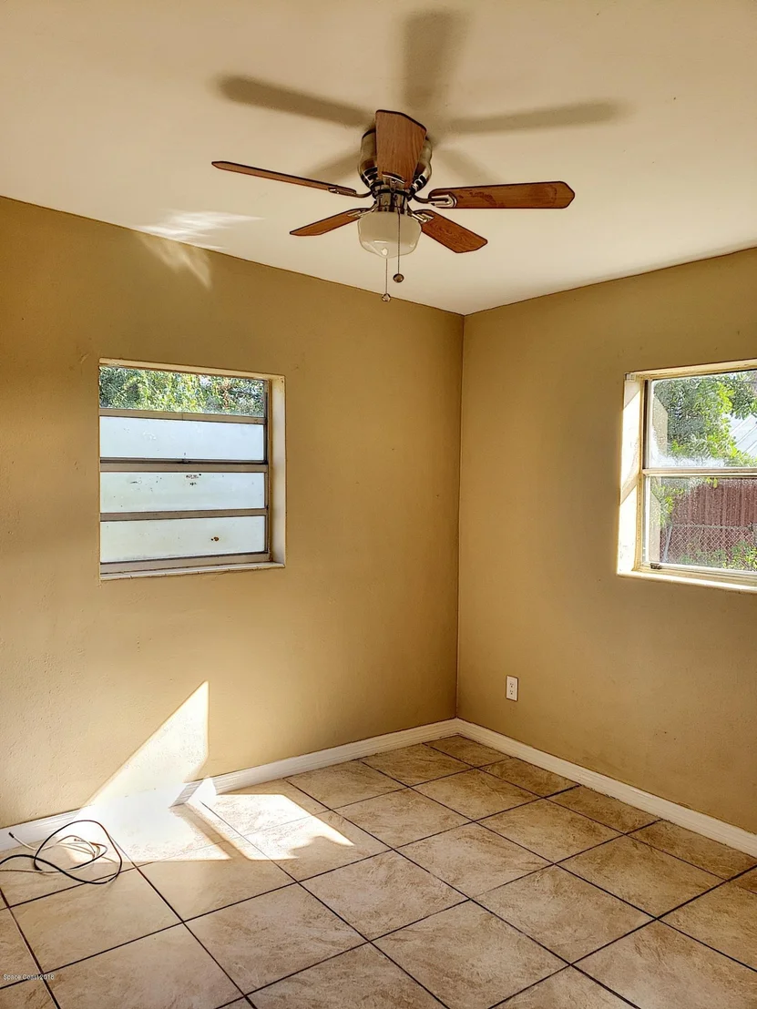 Photo of 1847 Mosswood Drive