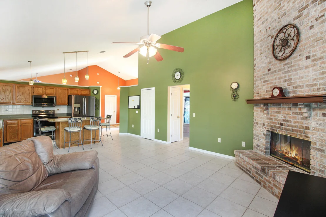 Photo of 922 Jamestown Drive