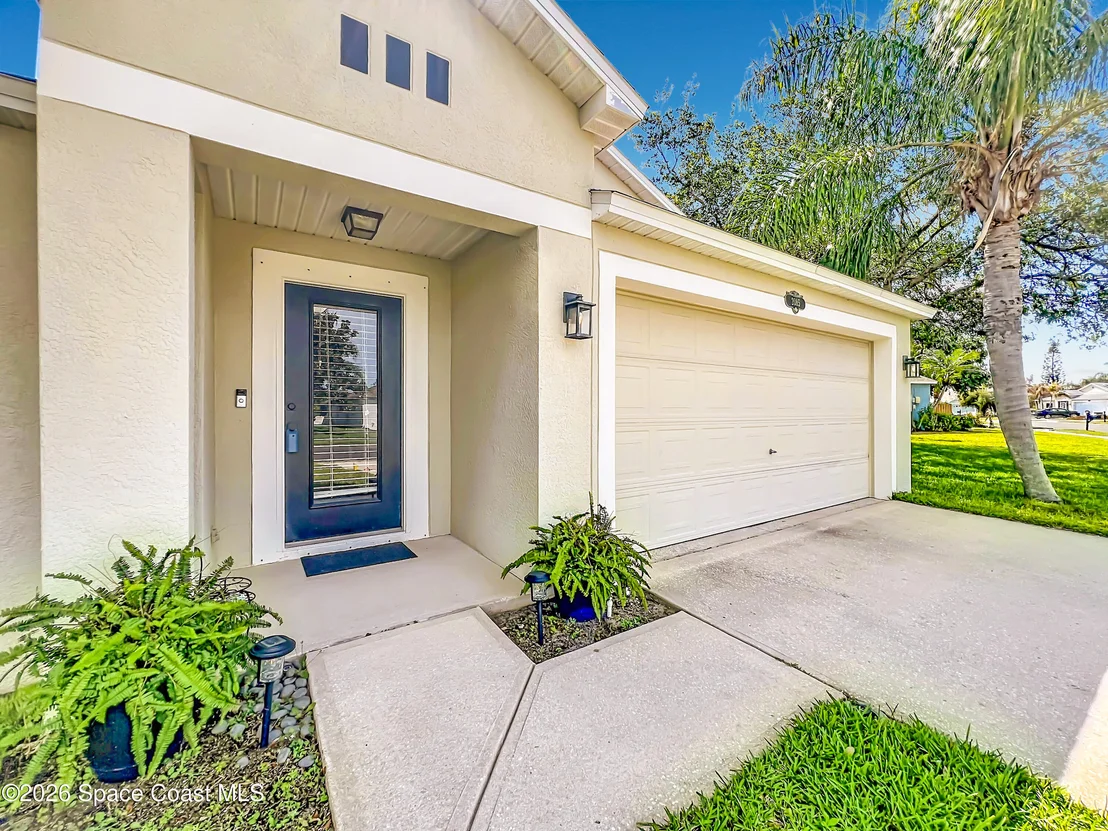 Photo of 2085 Bayhill Drive