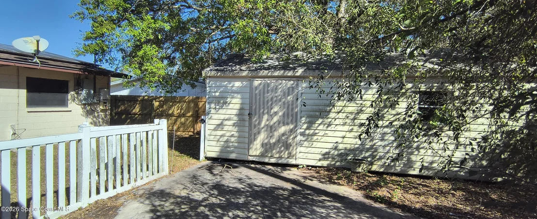 Photo of 2441 Lorna Drive