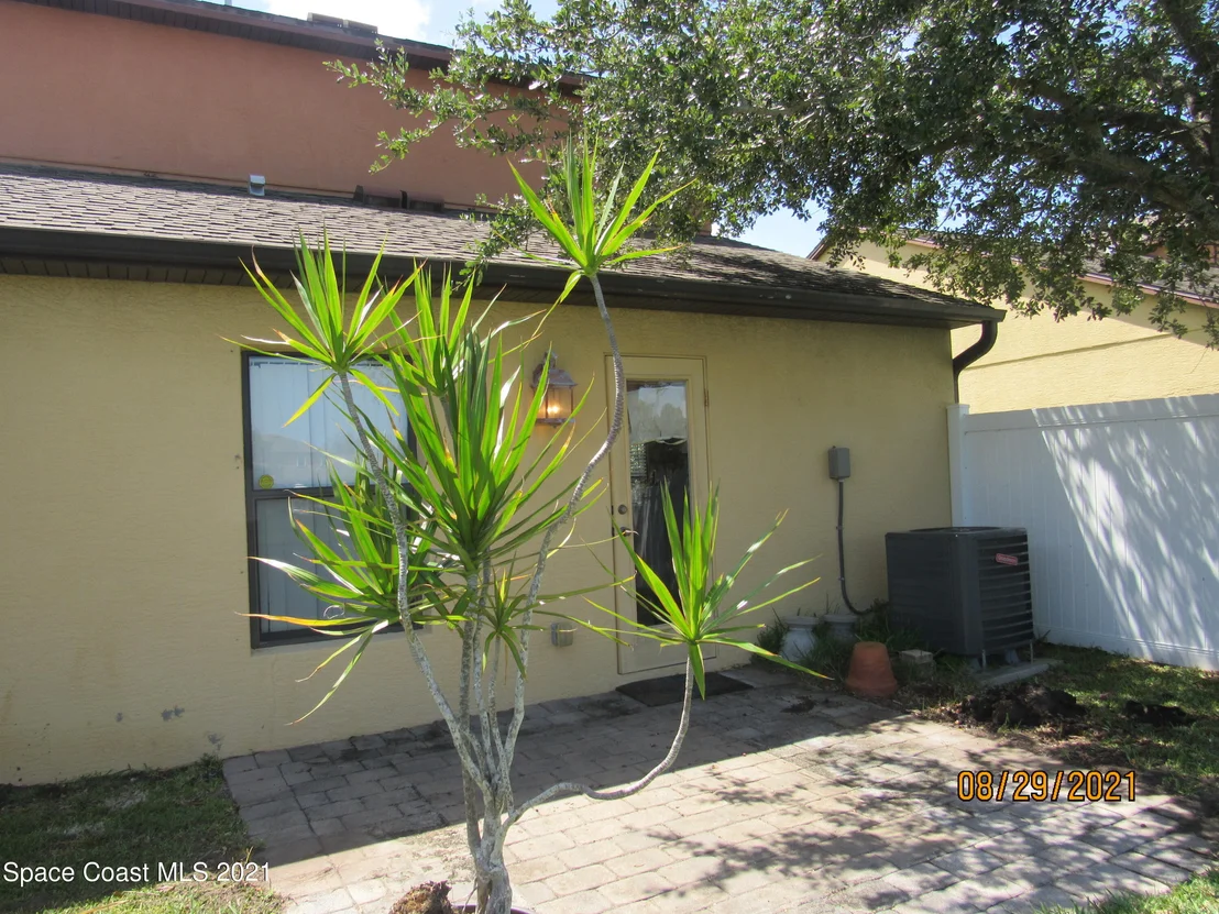 Photo of Unit 106 at 1165 Luminary Circle