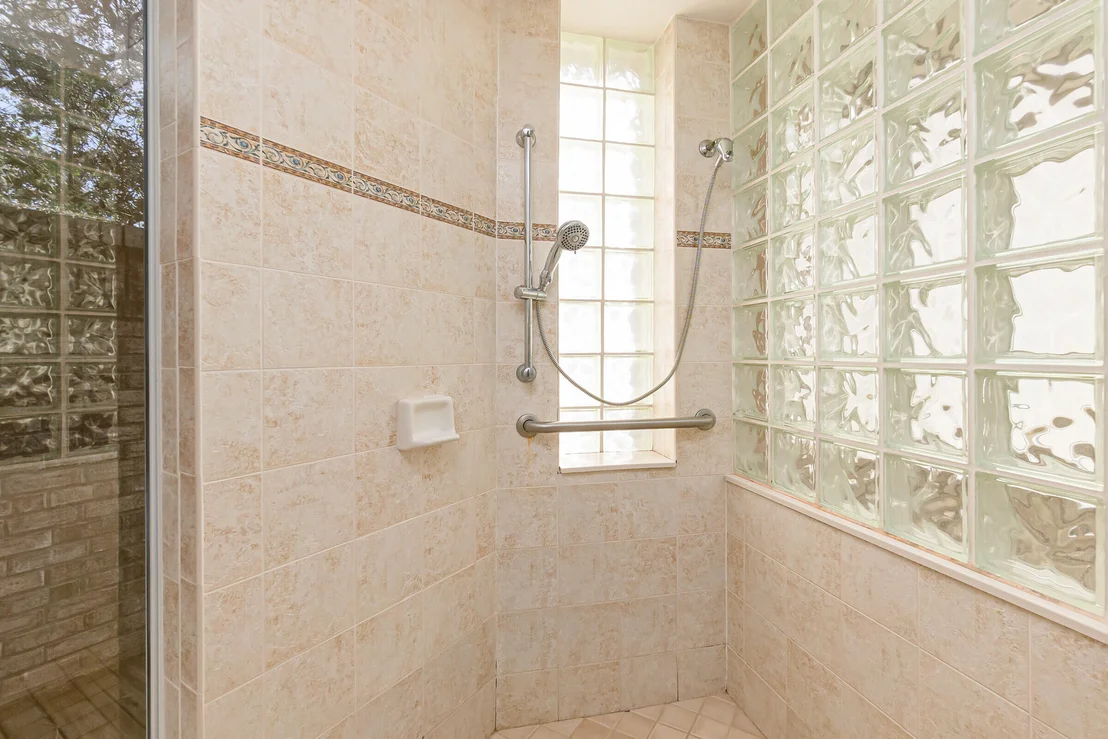 Photo of 4381 Ligustrum Drive