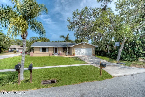Photo of 8 Coconut Road