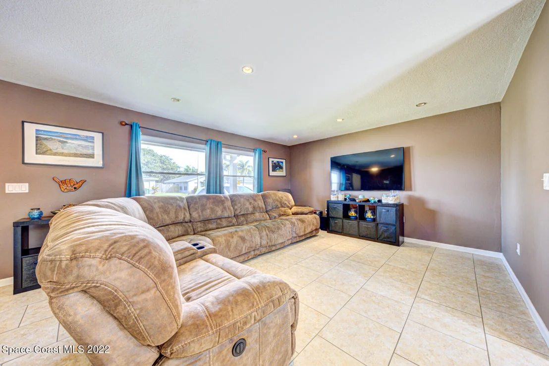 Photo of 2931 Kensington Road
