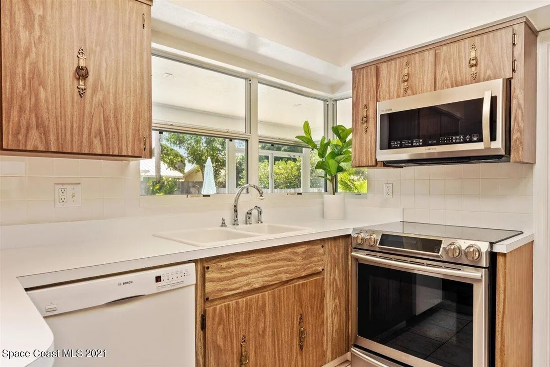 Photo of 475 Lee Avenue