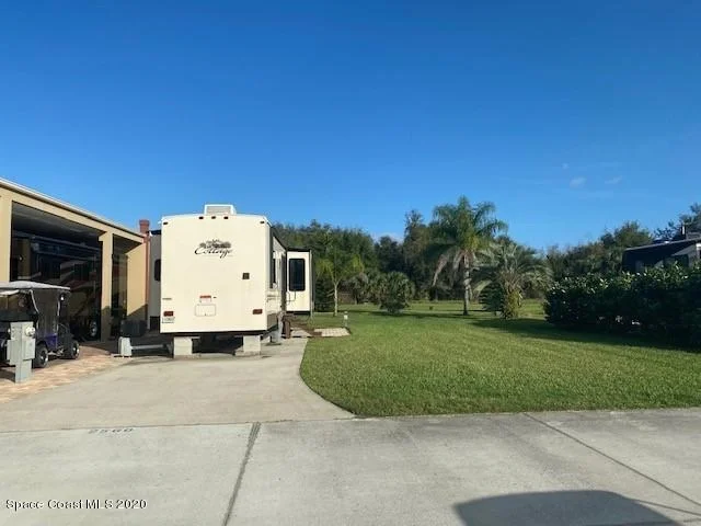 Photo of 2560 Frontier Drive