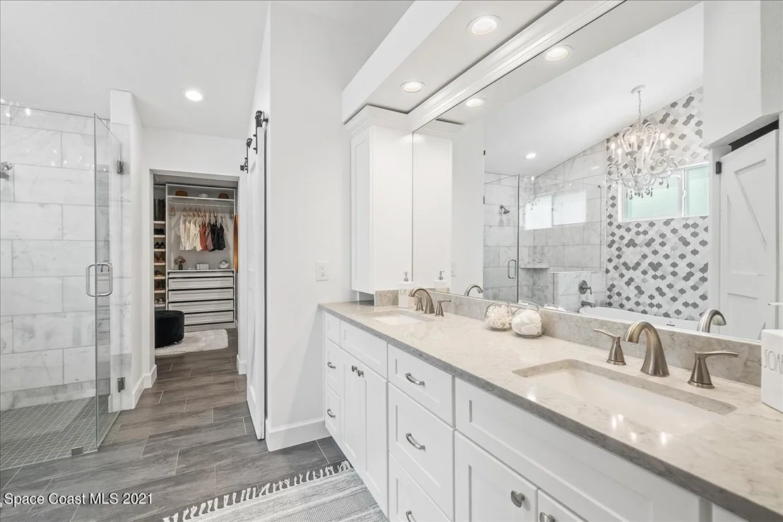 Photo of 1035 Jacaranda Circle