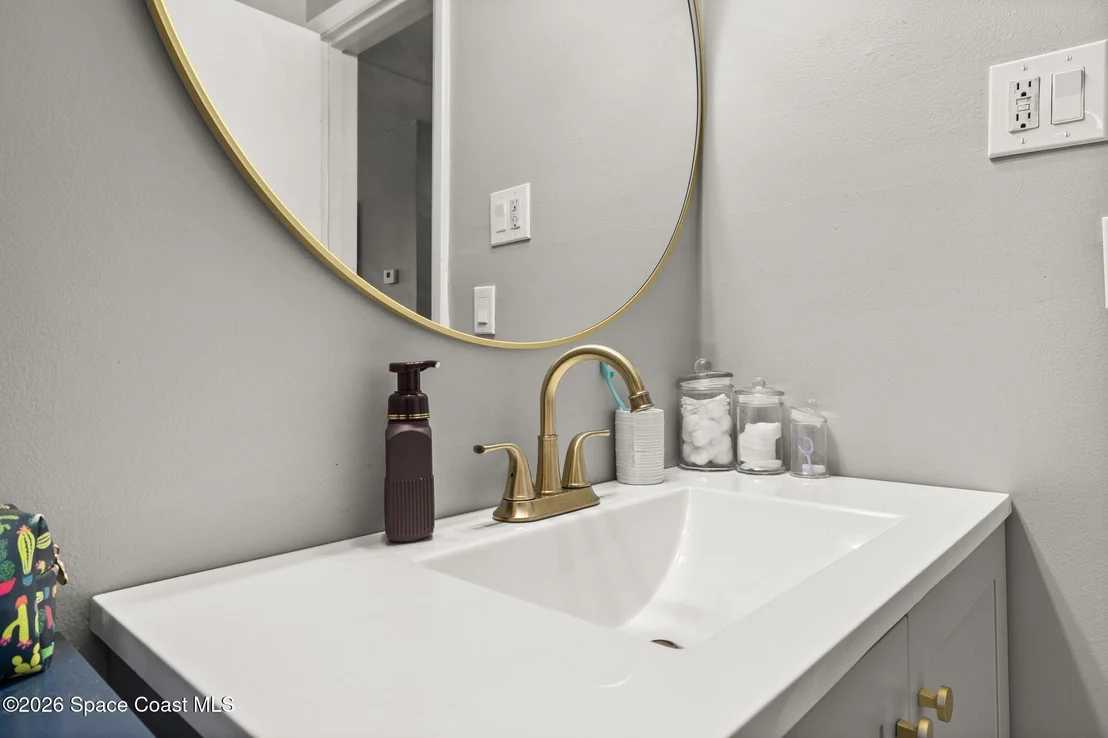 Photo of 932 Glenmore Circle