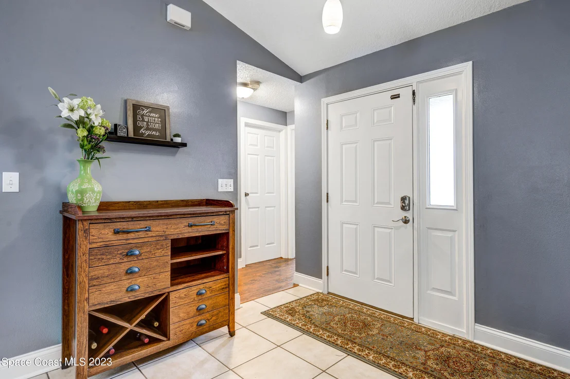 Photo of 1255 Walnut Court