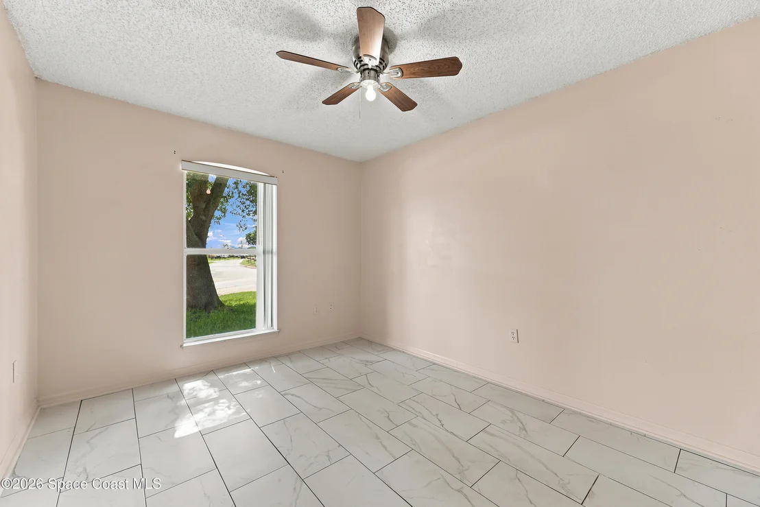 Photo of 2153 Redwood Circle NE