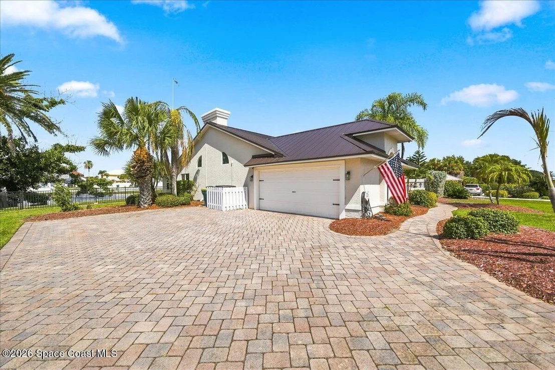 Photo of 147 Lanternback Island Drive