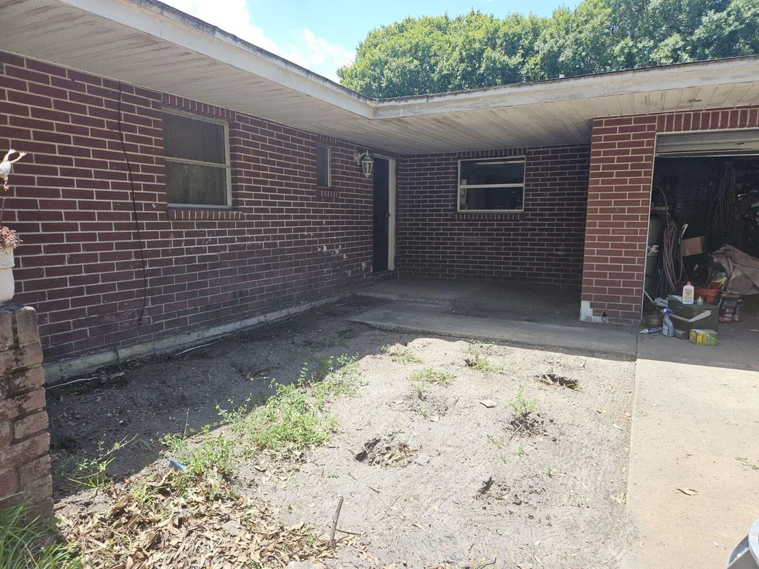 Photo of 953 Miller Lane