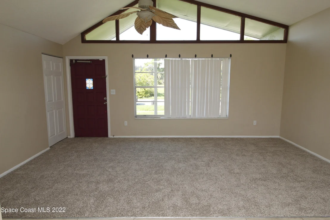 Photo of 949 Jersey Lane NE