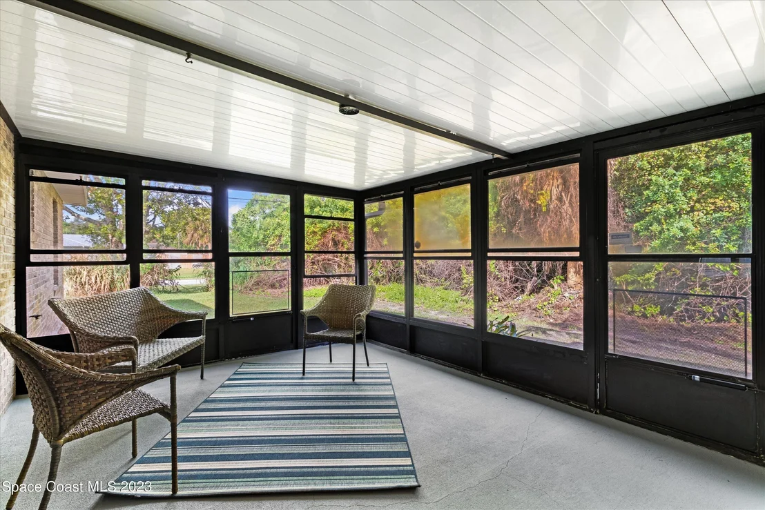 Photo of 647 Bryant Road