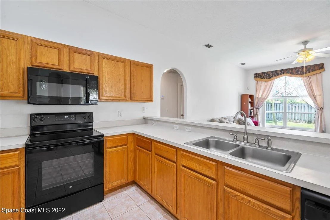 Photo of 1010 Spring Oak Drive