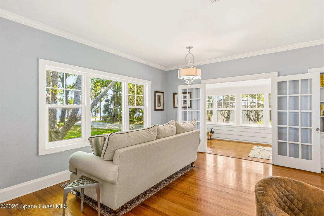 Photo of 409 Rockledge Drive