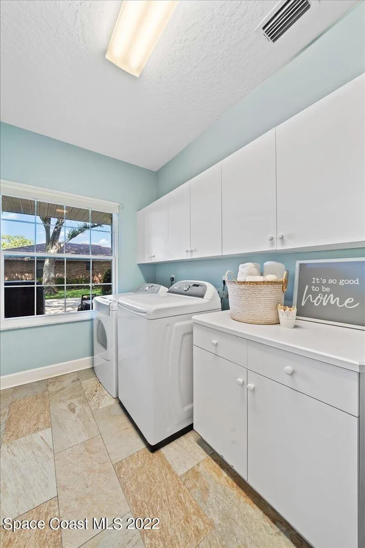 Photo of 7933 Timberlake Drive