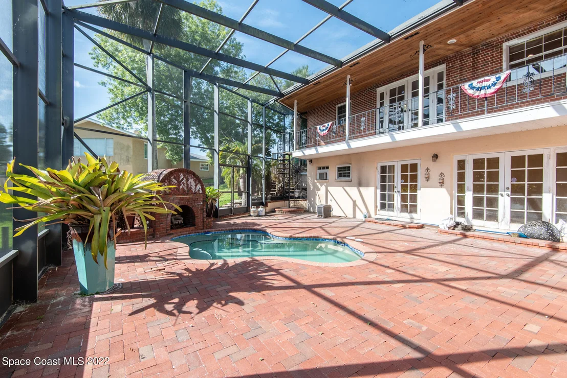 Photo of 935 Whitmire Drive
