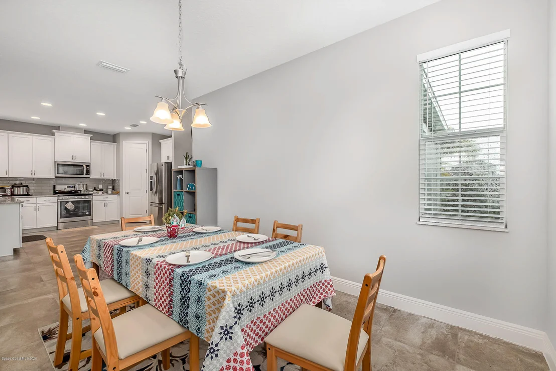 Photo of 7347 Bluemink Lane