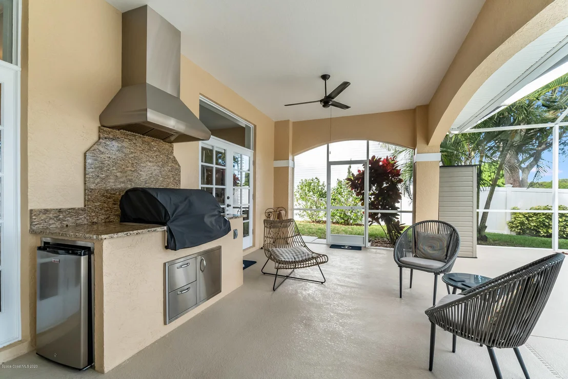 Photo of 702 Sanderling Drive