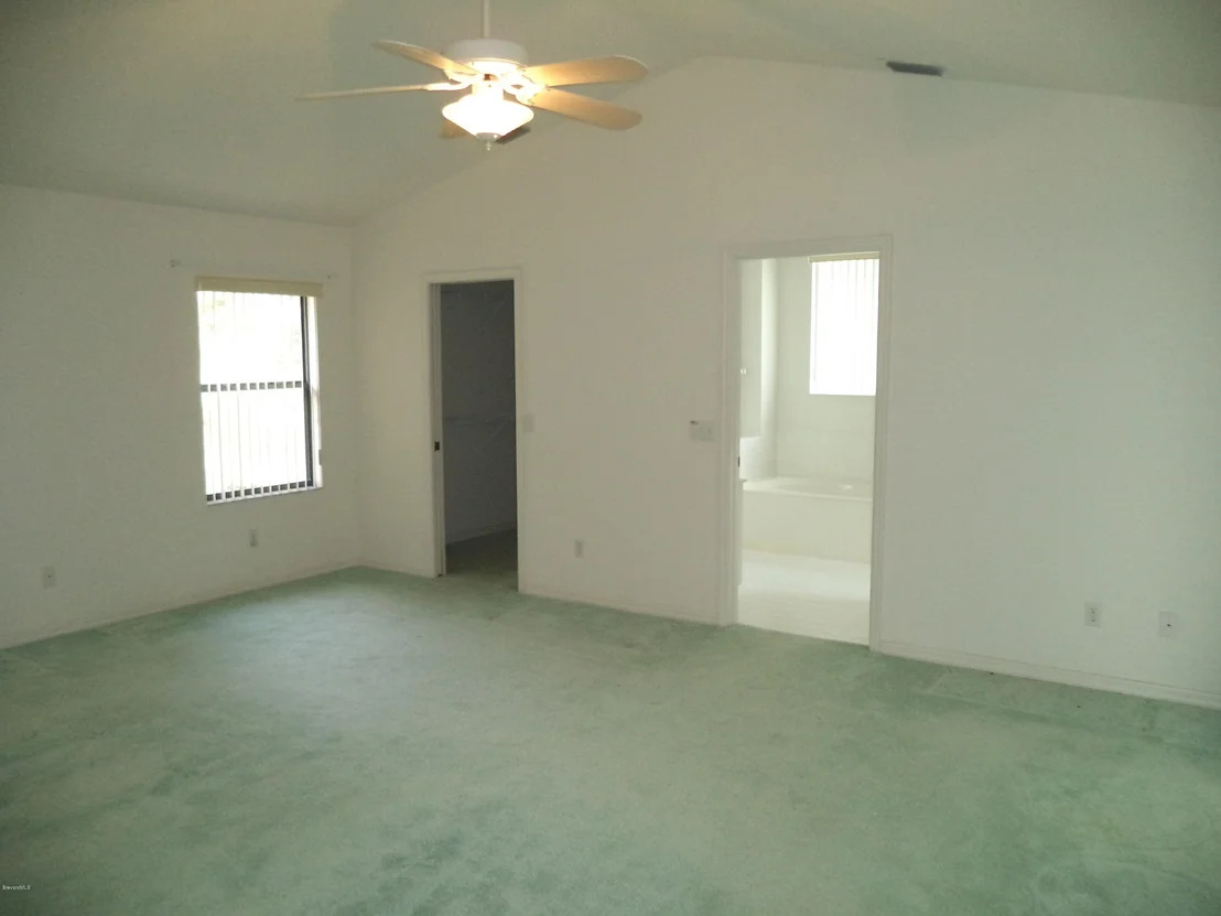 Photo of 1773 Independence Avenue