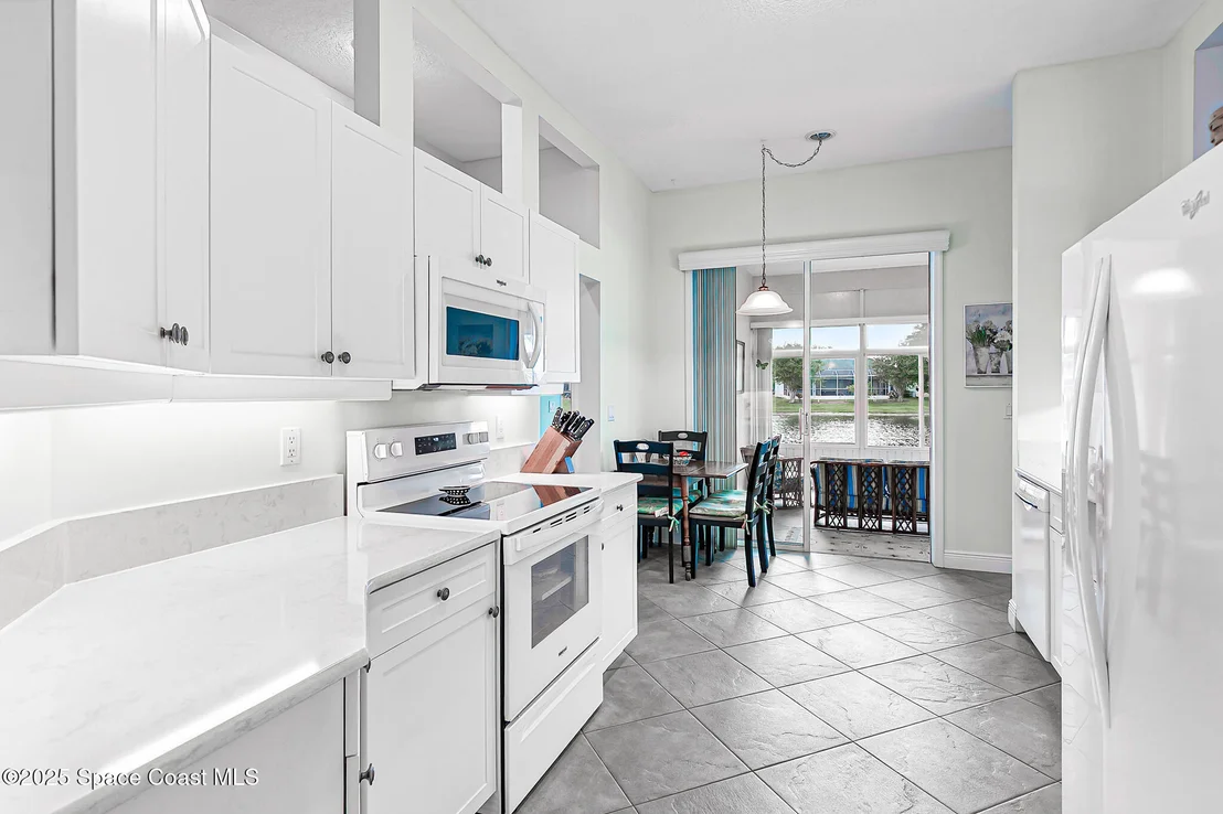 Photo of 2596 Addington Circle