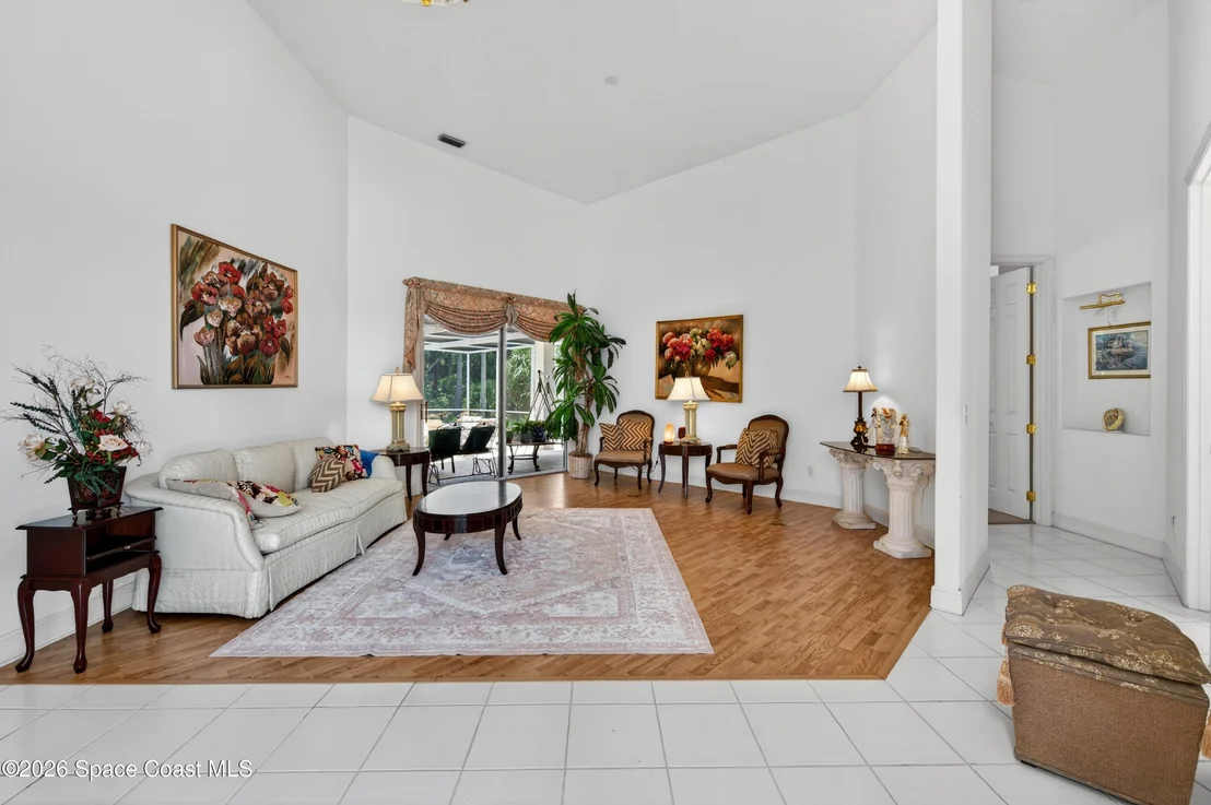 Photo of 900 Bluegrass Lane