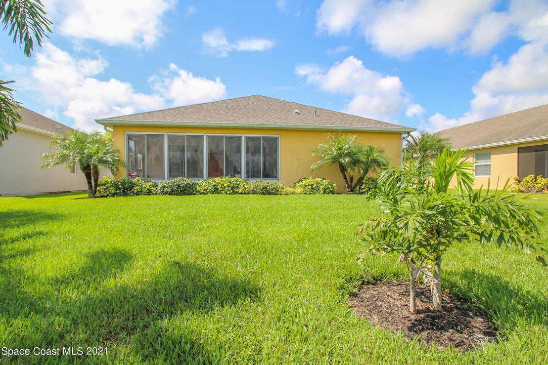 Photo of 1462 Hemingway Boulevard
