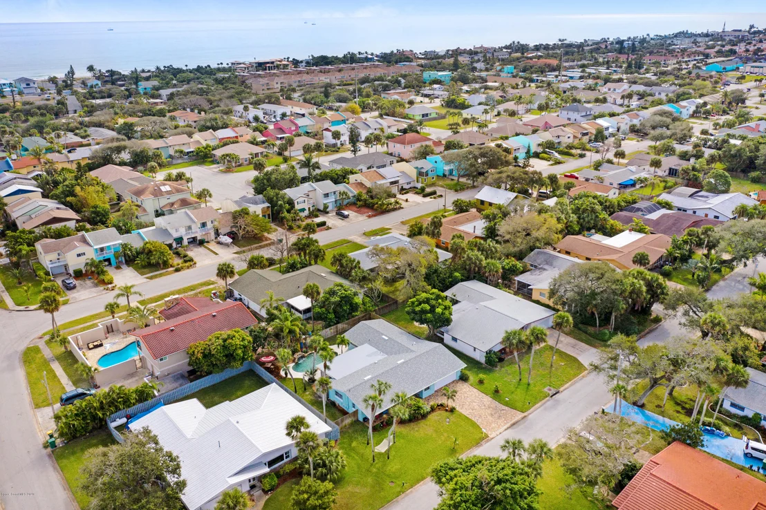 Photo of 205 Rose Drive
