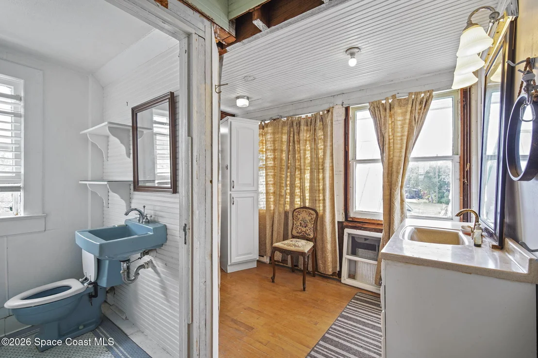 Photo of 2612 Riverview Drive
