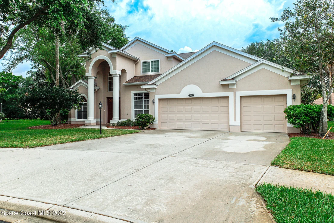 Photo of 6047 Arlington Circle