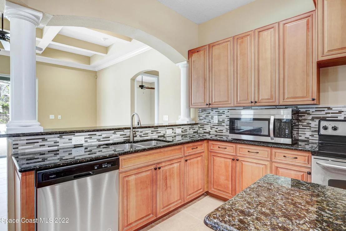 Photo of 1601 Eldron Boulevard SE