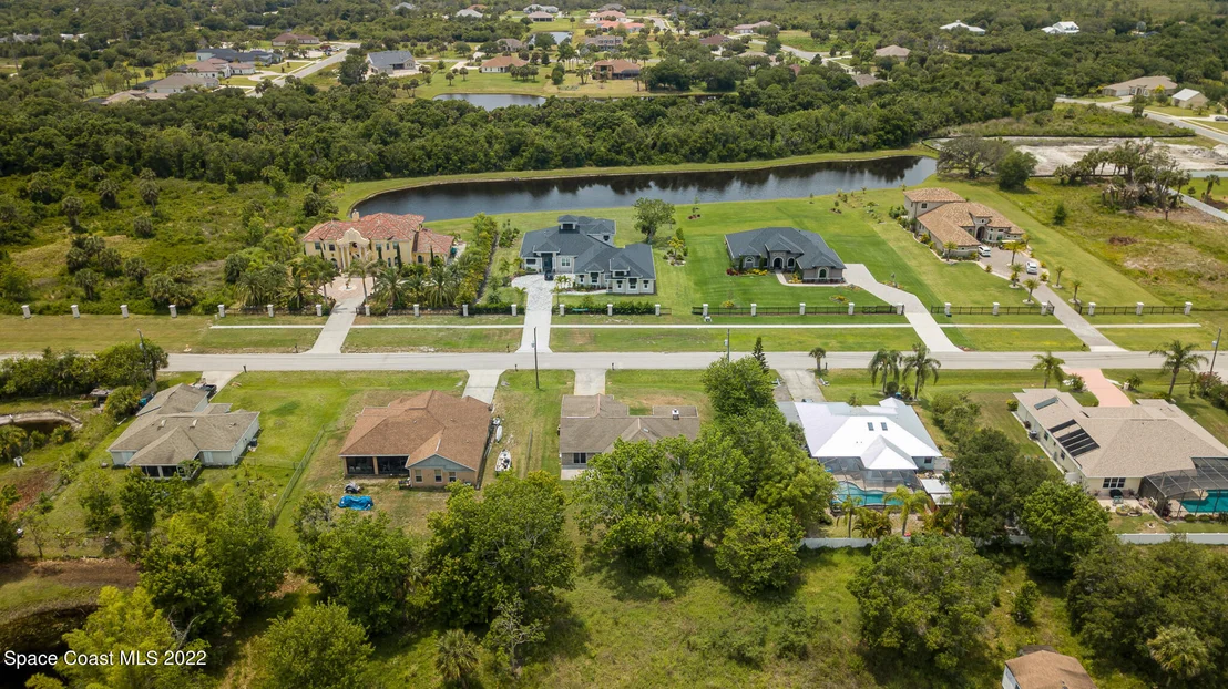 Photo of 1545 Corey Road