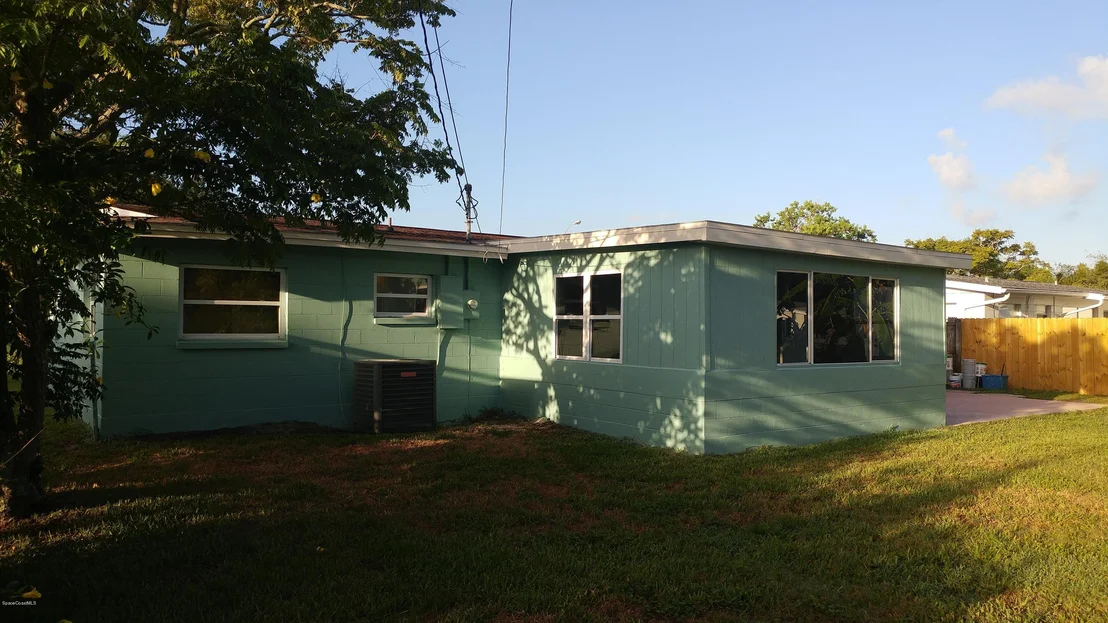 Photo of 2620 Floridiane Drive