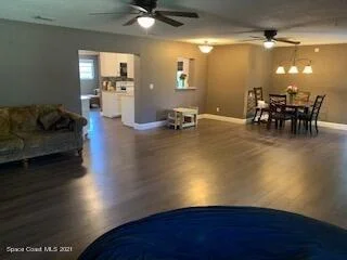 Photo of 1298 Hollywood Drive