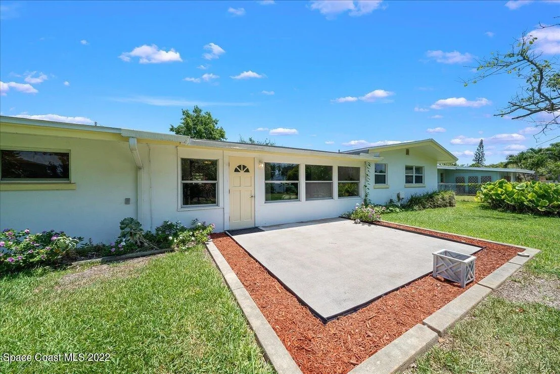 Photo of 453 Dolphin Street