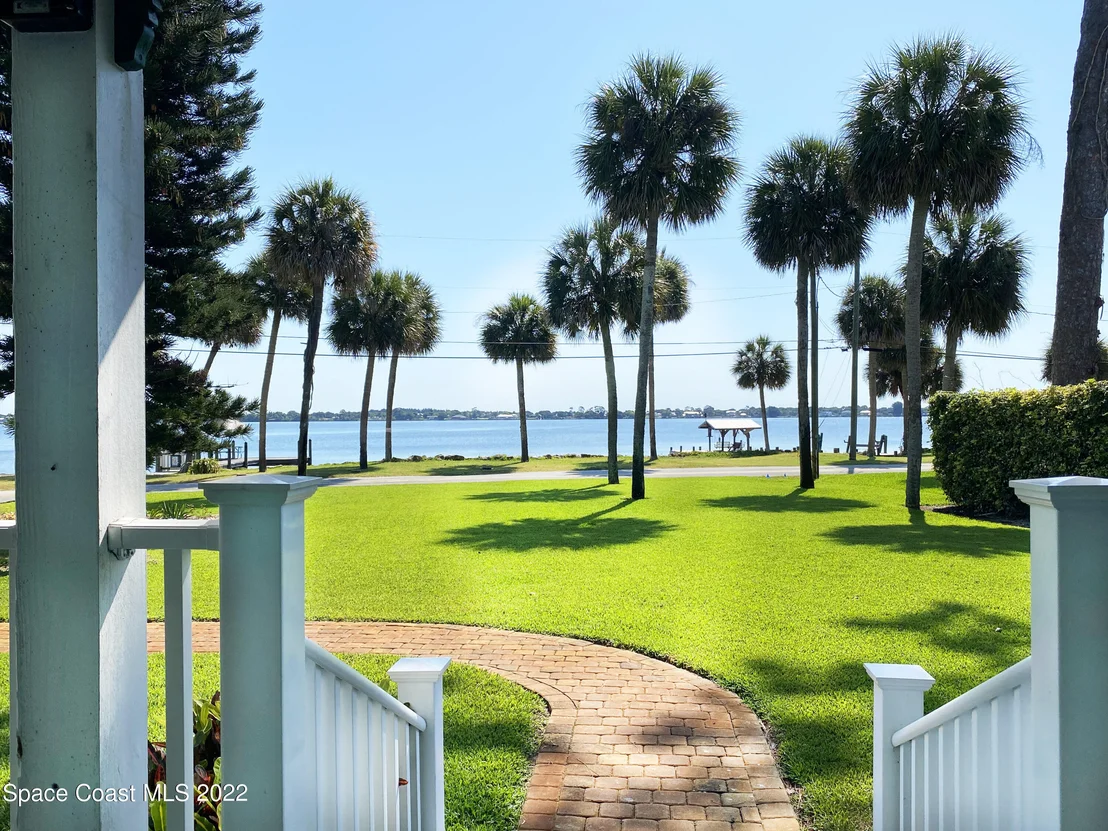 Photo of 1935 Rockledge Drive