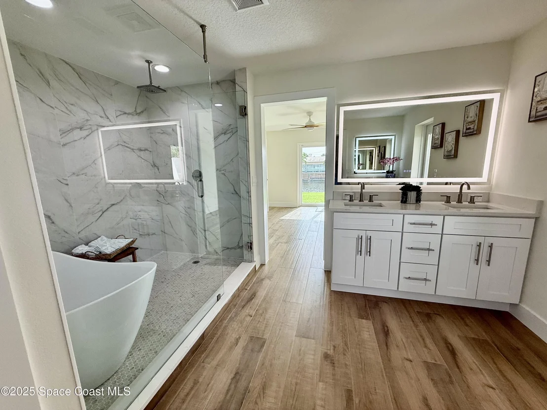 Photo of 57 Riverview Lane